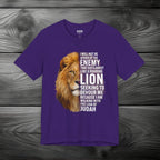 I Am Walking With the Lion of Judah Unisex Jersey Short Sleeve Tee